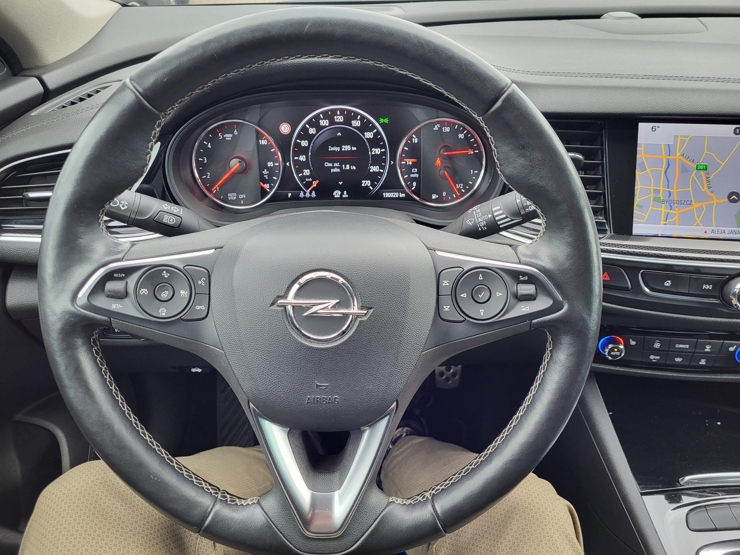 Opel Insignia Navi Kamera LED Podgrz. przednia szyba Hak Ostrz. o kolizji VAT 23% - obrazek 13