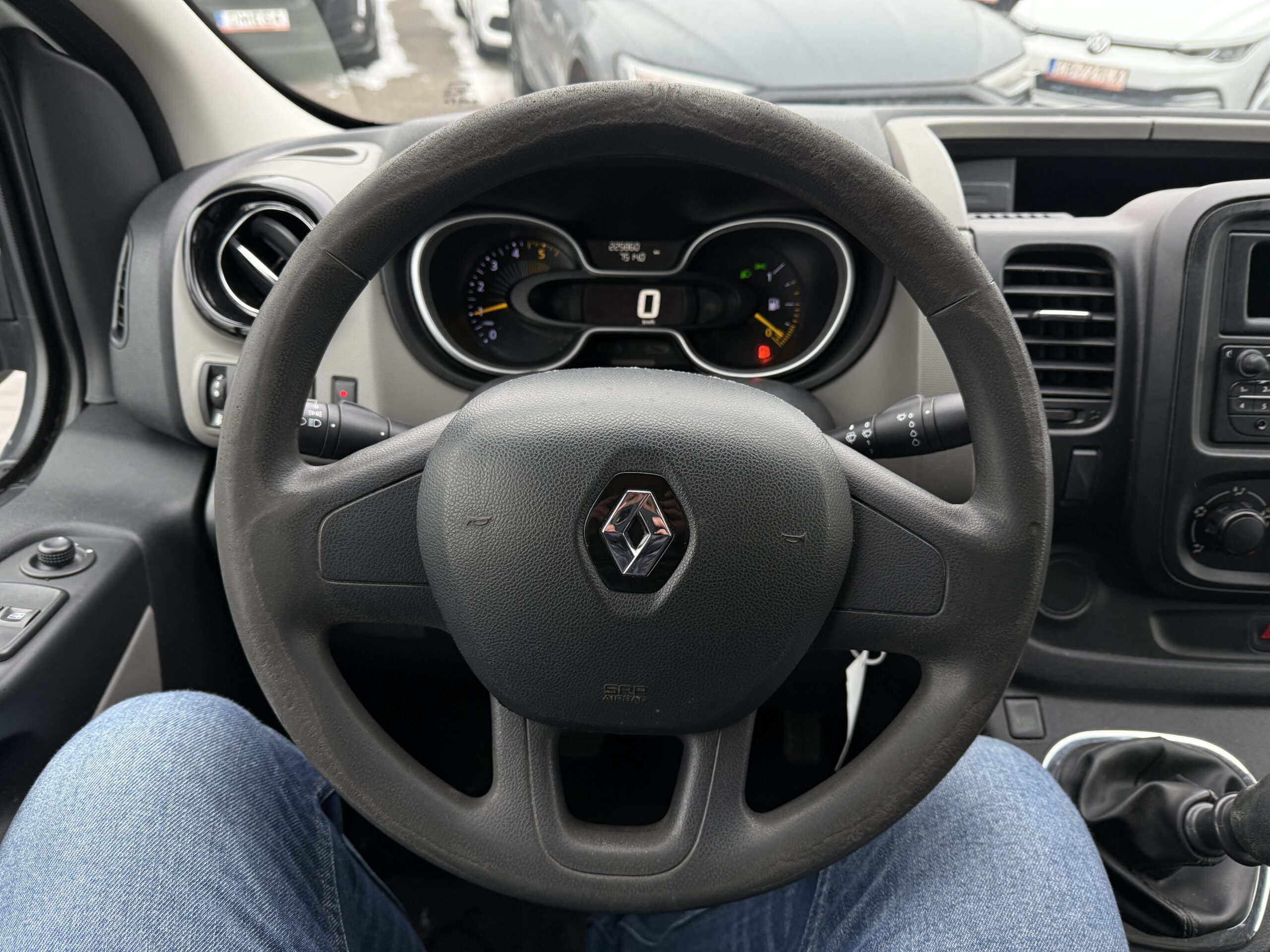 Renault Trafic L2H1 Klimatyzacja Parktronic Bluetooth - obrazek 9