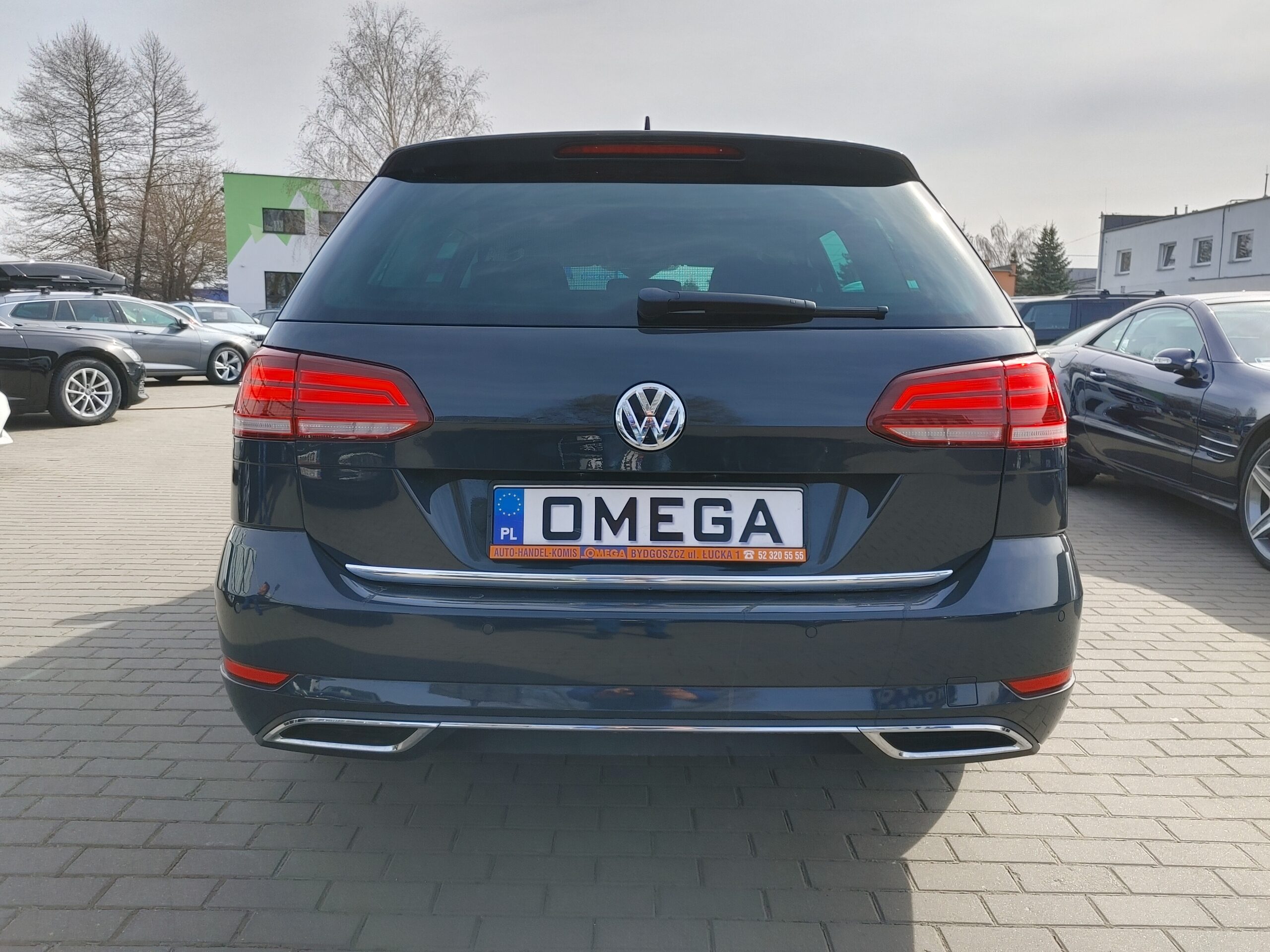 Volkswagen Golf Variant Navi Full LED Parktronic Climatronic ACC Akt. tempomat DYNAUDIO - obrazek 6