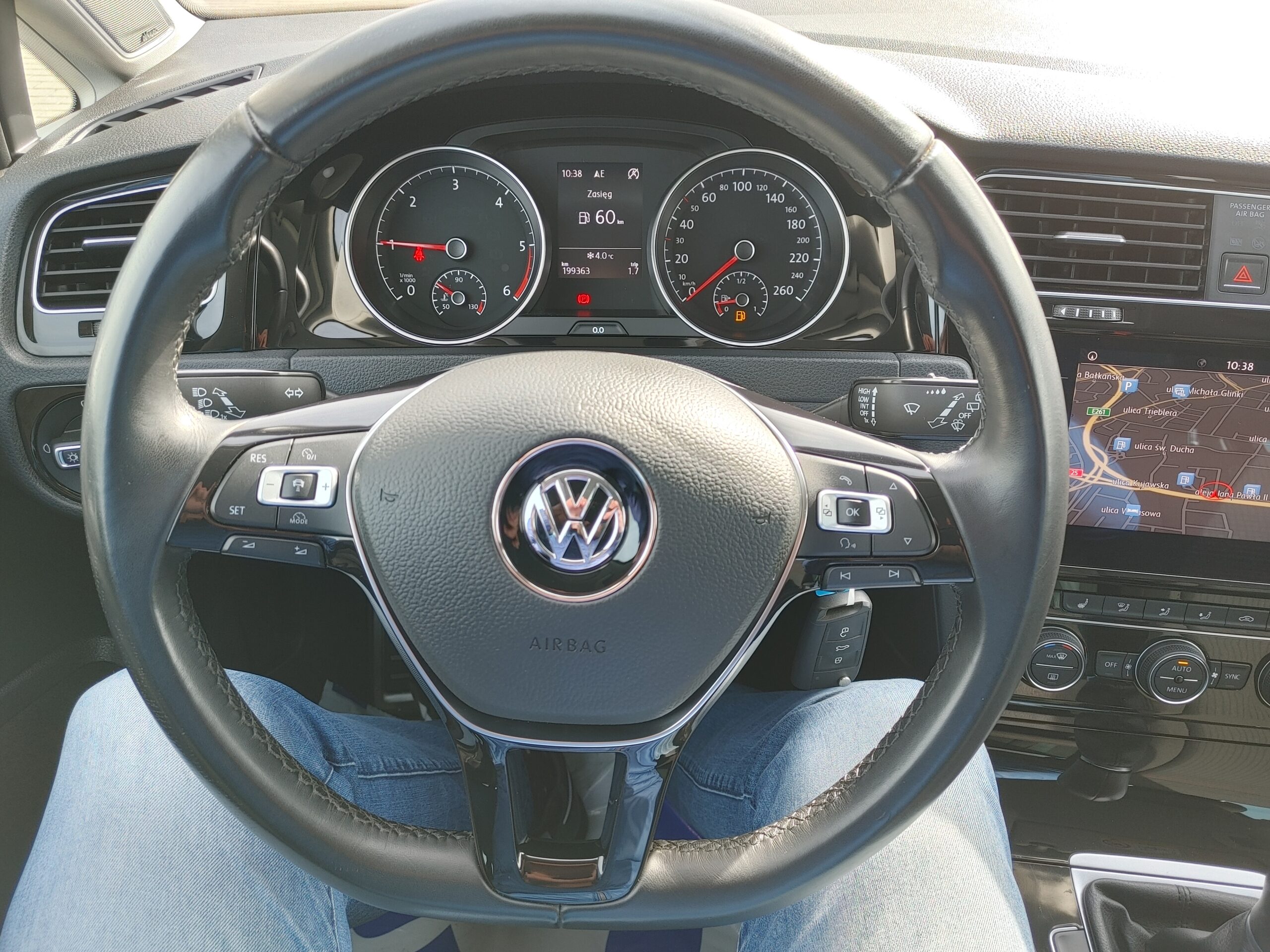 Volkswagen Golf Variant Navi Full LED Parktronic Climatronic ACC Akt. tempomat DYNAUDIO - obrazek 13